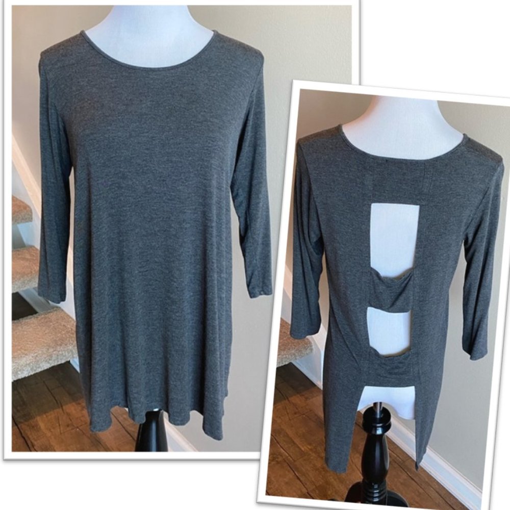 3/$15 Colette Leander Cutout Back Swing Knit Lagenlook Top - Gray, S